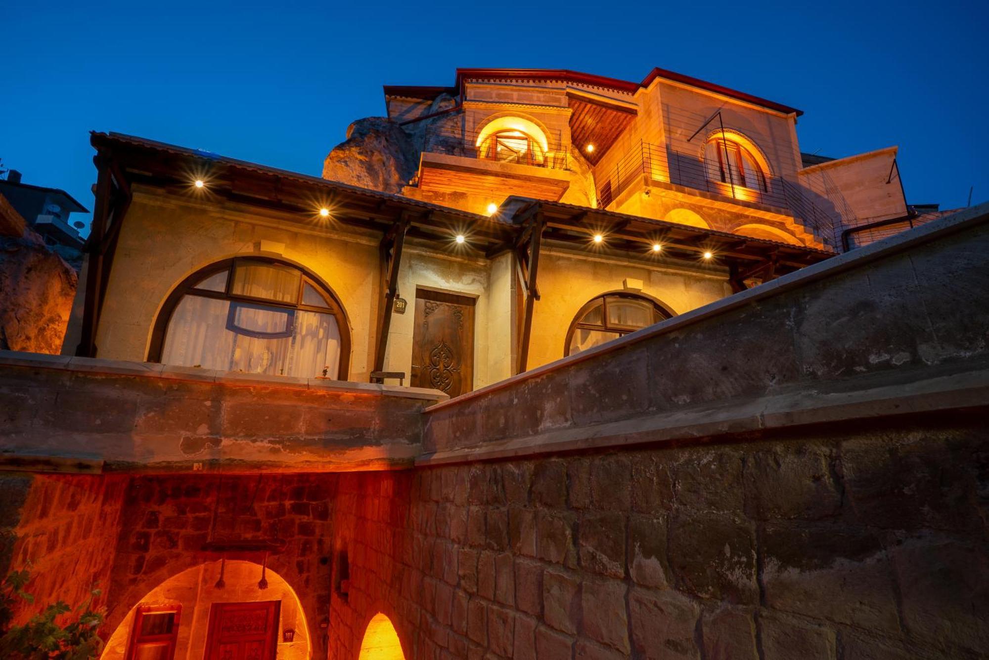 Hotel Cappadocia Inans Cave & Swimming Pool Hot Nevşehir Zewnętrze zdjęcie