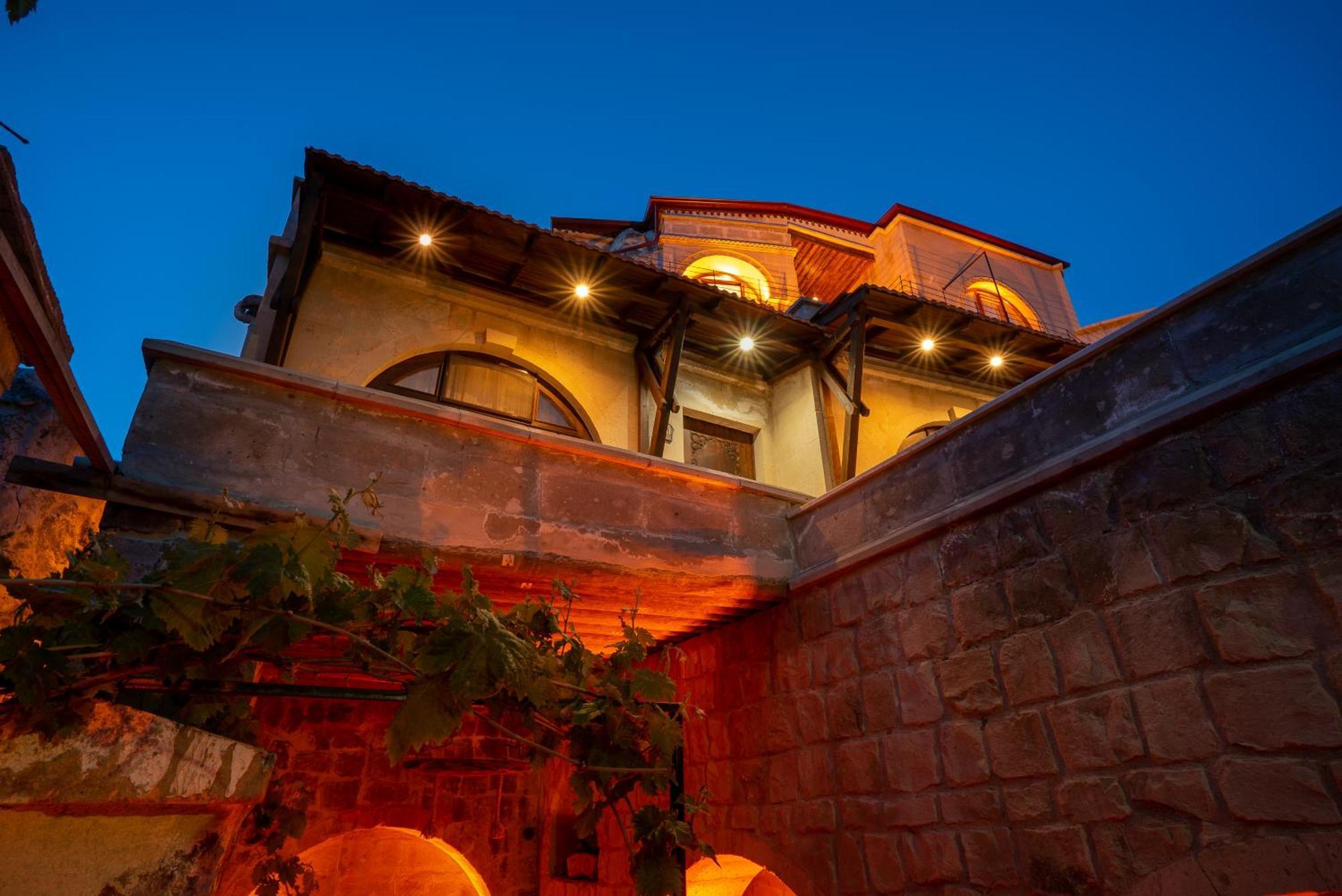 Hotel Cappadocia Inans Cave & Swimming Pool Hot Nevşehir Zewnętrze zdjęcie
